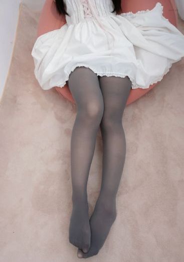 小男生被绑在机器上榨精文_DVD高清在线观看